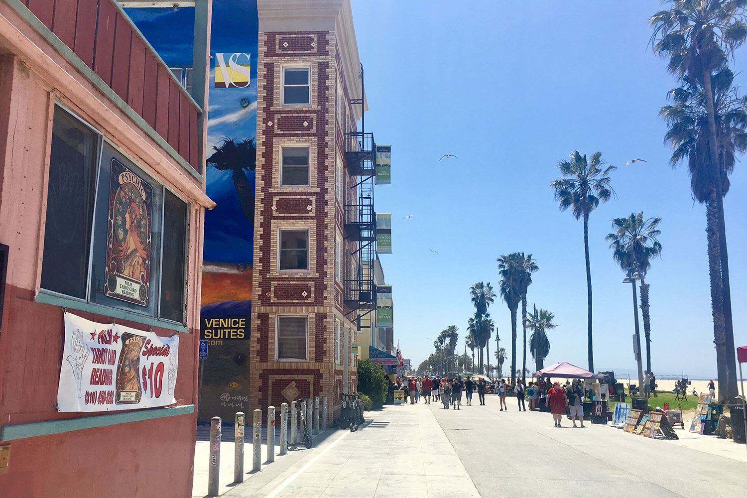 407 Ocean Front Walk, Venice profile